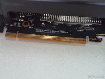 ASUS DUAL Radeon RX 7800 XT O16G - 2