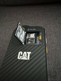 Telefon CATS60, nová baterie, stav nového, termokamera - 2
