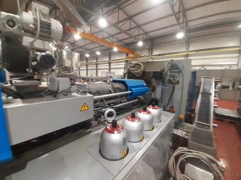 Vstřikovací lis na plasty BMB KW 28PI/2200 - 2