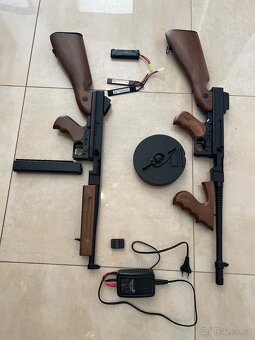 Airsoftové zbraně M1A1 a Thompson M1928A1 - 2