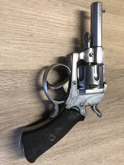Belgický Historický Revolver 38SW - 2