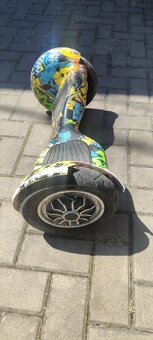Hoverboard
- 2