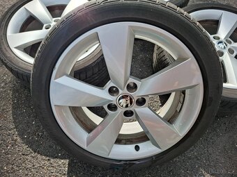 Alu kola 17" Skoda Camelot 5x100 pneu 215/40R17 - 2