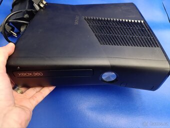Xbox 360 + Hra - 2