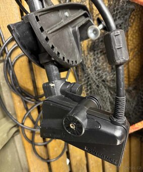 Lowrance hds9 + active target - 2