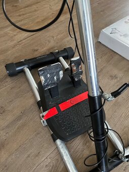 Volant + stojan Thrustmaster F430 - 2