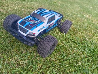 RC auto 8 Snake - 2