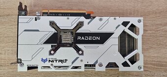 Sapphire Radeon RX 6600 XT NITRO+ 8GB - NOVÁ, záruka - 2