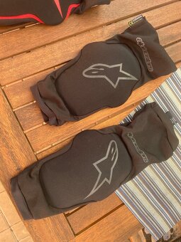 Prodám chrániče na kolo alpinestars - 2
