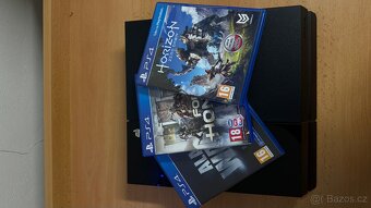 Playstation 4 - 2