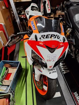 HONDA CBR1000RR FIREBLADE - 2
