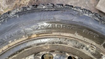 Zimní kola s disky 175/65 r14 6,5mm vzorek - 2