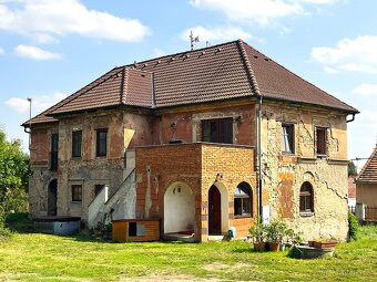 Historický statek s krásnými interiéry - 2