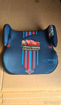 Prodám podsedáky Nania topo Cars 22-36kg - 2