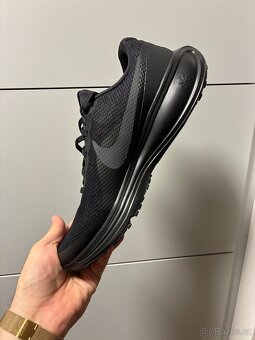 Nike tenisky, vel. 45 - 2