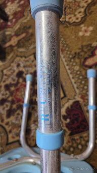 Zdravotní sedátko a madla do sprchy - 2