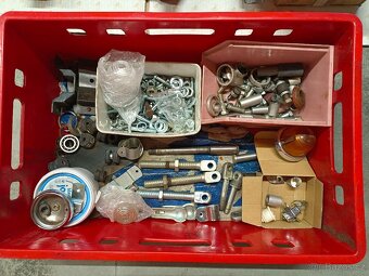 sidecar velorex 560 díly - 2