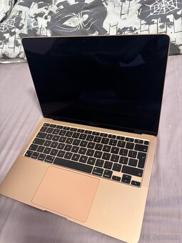MacBook - 2