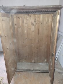 Prodám starožitný nábytek - 2