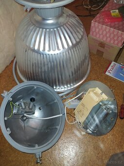 Výbojková světla do haly - 2