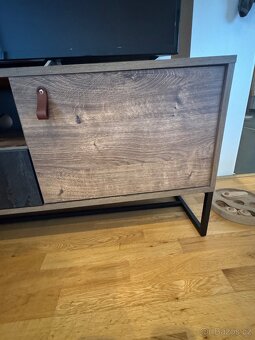Komoda/stolek pod TV - 2