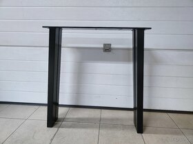 Jídelní stůl / podnože - 2