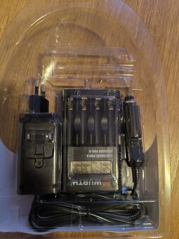 Nabíječka baterií Würth - 2