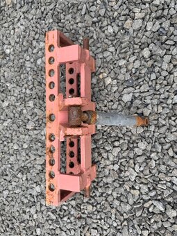 Konzole nářadí na malotraktor - 2