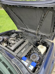 BMW E30 318 IS - 2