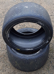 Závodní suché pneu / slick Hankook  300/660R18 a 260/660R18 - 2