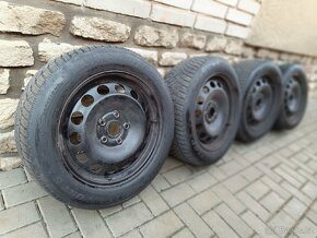 Zimní pneumatiky Dunlop 205/55 R16 s disky - 2