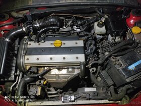 Opel motor 2.0 16V 100kW X20XEV - 2