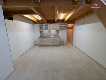 Pronájem obchod a služby, 52 m², Vsetín, ul. Záviše Kalandry - 2