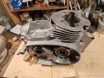 Jawa 250 pérák - 2