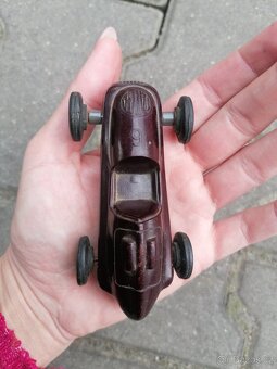Staré autíčko Tatra - 2