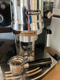 Pákový kávovar delonghi ec820 - 2
