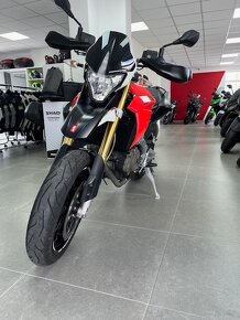 Aprilia 750 Dorseduro - 2