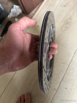 Kotouce na Yamaha R1 00-03 Xjr 1300 FZS 1000 BT 1100 Buldog. - 2