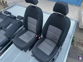 Interiér škoda Octavie 2 - 2