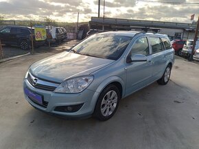 Opel Astra Caravan 1.7 CDTI KLIMA,ČR,ŠPATNÁ SPOJKA - 2