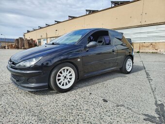 Peugeotu 206 RC - 2