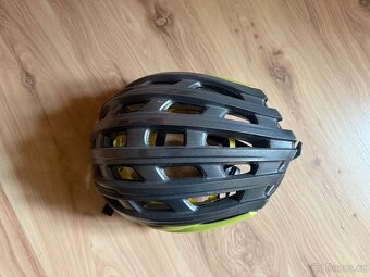 Závodní helma na kolo Specialized Propero 3 - 2