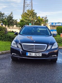 Mercedes-Benz W212 E200 - 2