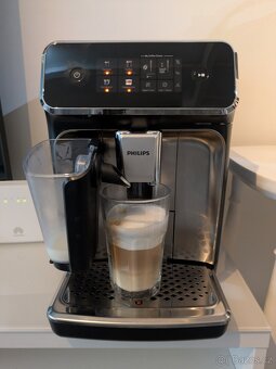Kávovar Philips 2300 EP2336/40 - 2