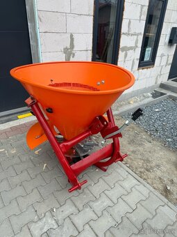 Rozmetadlo STRUMYK 250 - 2