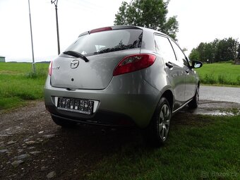 Mazda 2 1,4i 16V 55kW klimatizace, servis jen Mazda - 2