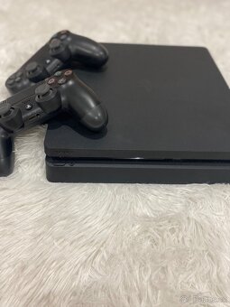 PlayStation 4 Slim 1TB - 2