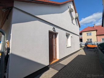 Menší rodinný dům 3kk + přístavby, klidné centrum Holice - 2