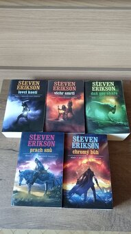 Steven Erikson - Malazská kniha padlých (Talpress) - 2