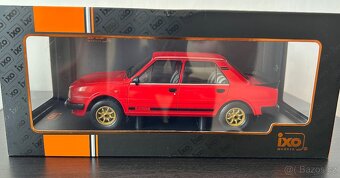 ŠKODA 130LR 1988 červená 1:18 IXO - 2